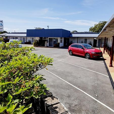Bali Hi Motel Tuncurry Exterior photo