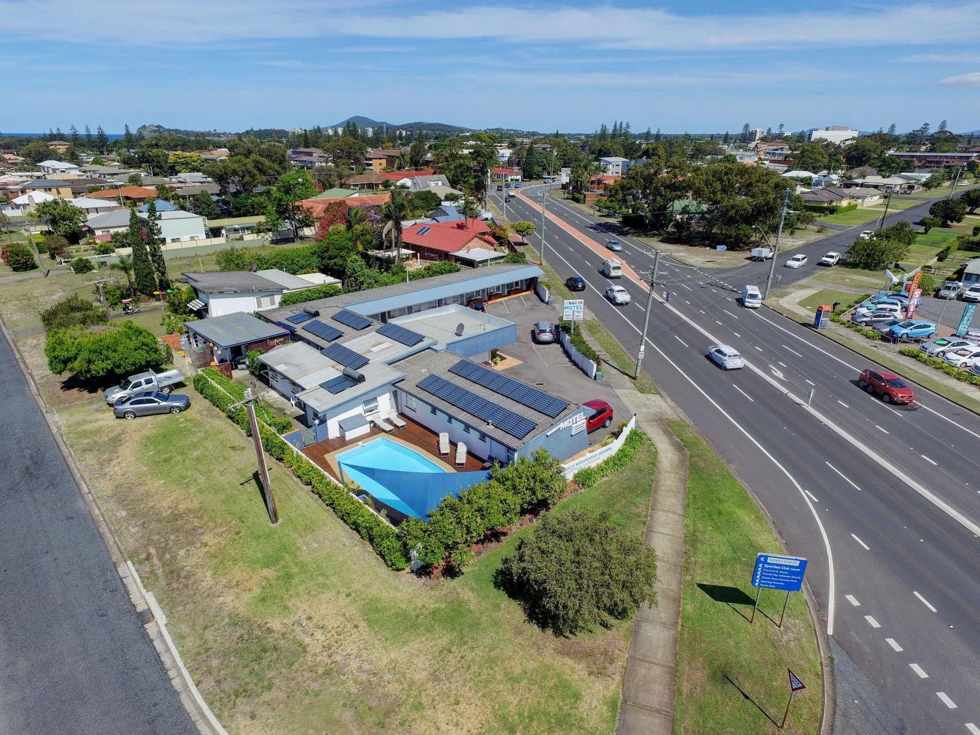 Bali Hi Motel Tuncurry Exterior photo