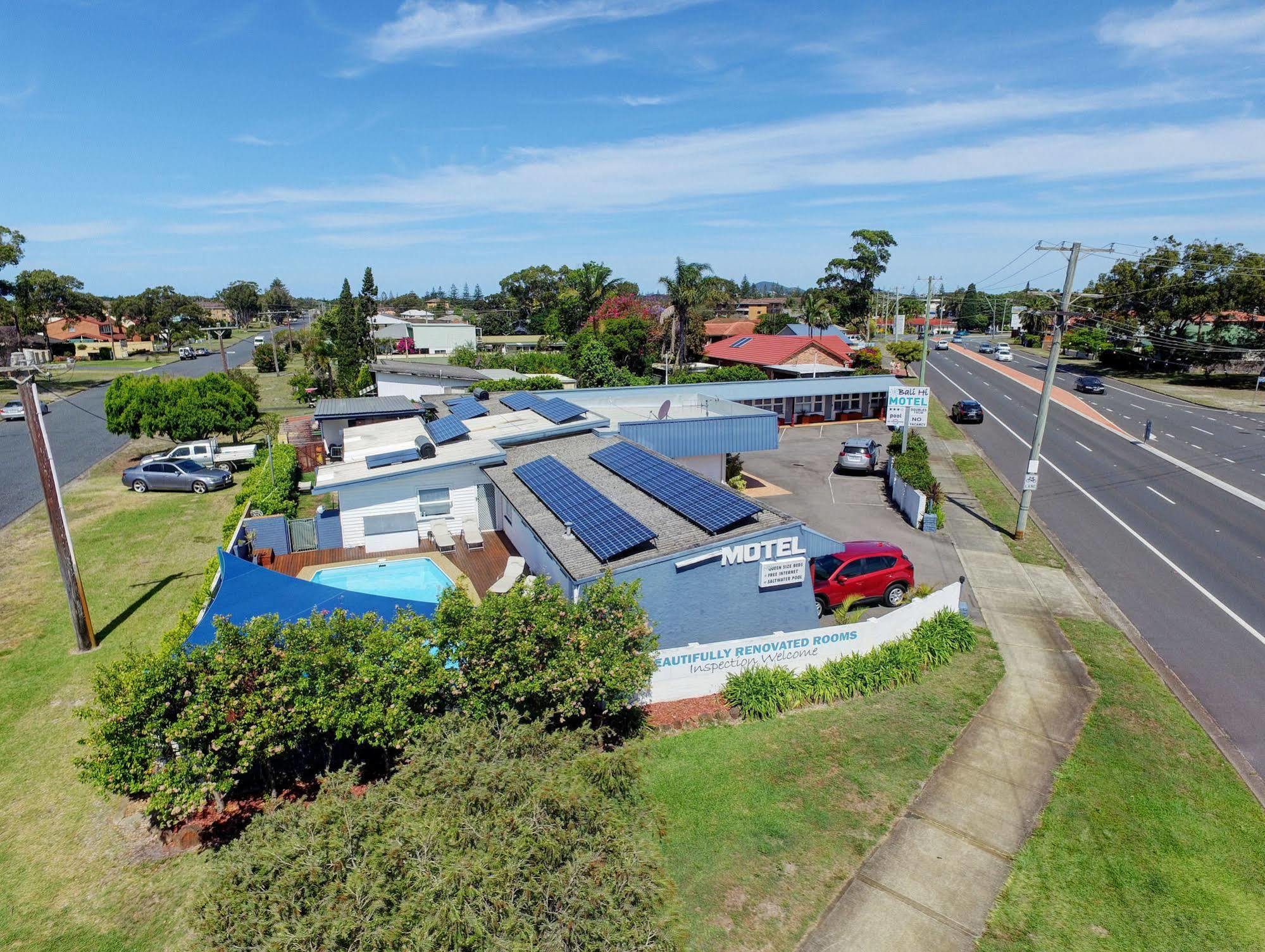 Bali Hi Motel Tuncurry Exterior photo